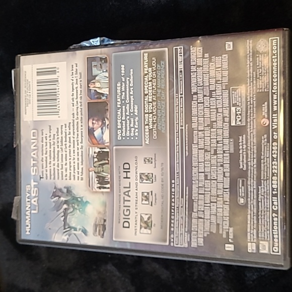 VINTAGE ACTION 3 DVD'S. BOBBY& INDEPENDENCE DAY RESURGENCE & STARGATE - Picture 8 of 14